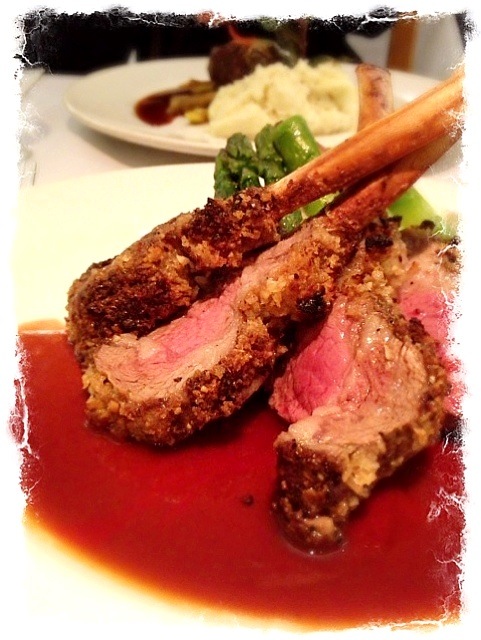 Roast rack of macadamia nut crusted lamb/Julina | SnapDish[スナップディッシュ ...