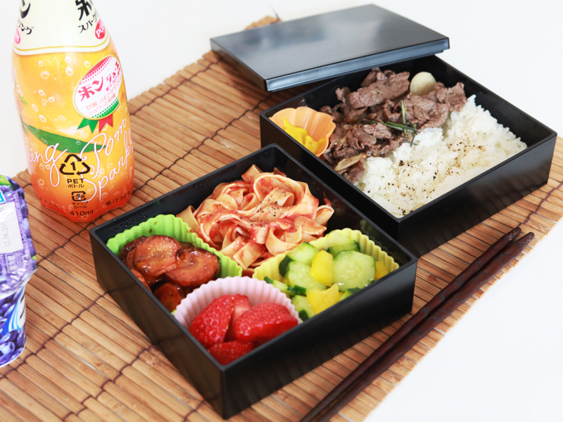 Today's bento lunch in our new Square Lunch black & black box.