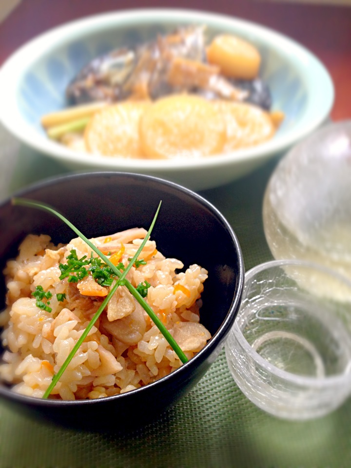 Today S Dinner加薬御飯 油揚げ包み 目鯛の煮付け お味噌汁 Ami Snapdish スナップディッシュ Id Mo1gba