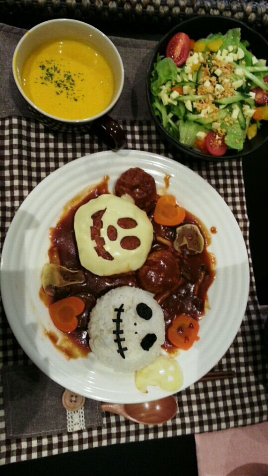 ハロウィンdinner おばけミッキーハンバーグジャックのごはんサラダかぼちゃのポタージュ Nozomi Uemura Snapdish スナップディッシュ Id Sv5tca