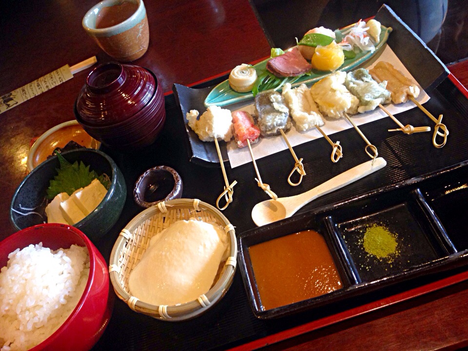 生麩の天ぷら田楽 おぼろ豆腐 ゆば刺し 季節の八寸 おかべ家 ふくろう女子 Snapdish スナップディッシュ Id Ur41na