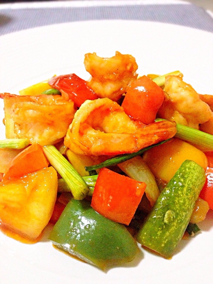 🍤 Sweet and sour shrimp stir fry 🍅 ( ผัดเปรี้ยวหวานกุ้ง )