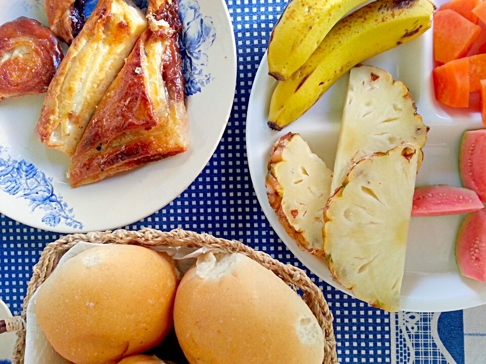 Cuba breakfast! Sweet bread and fresh fruits!