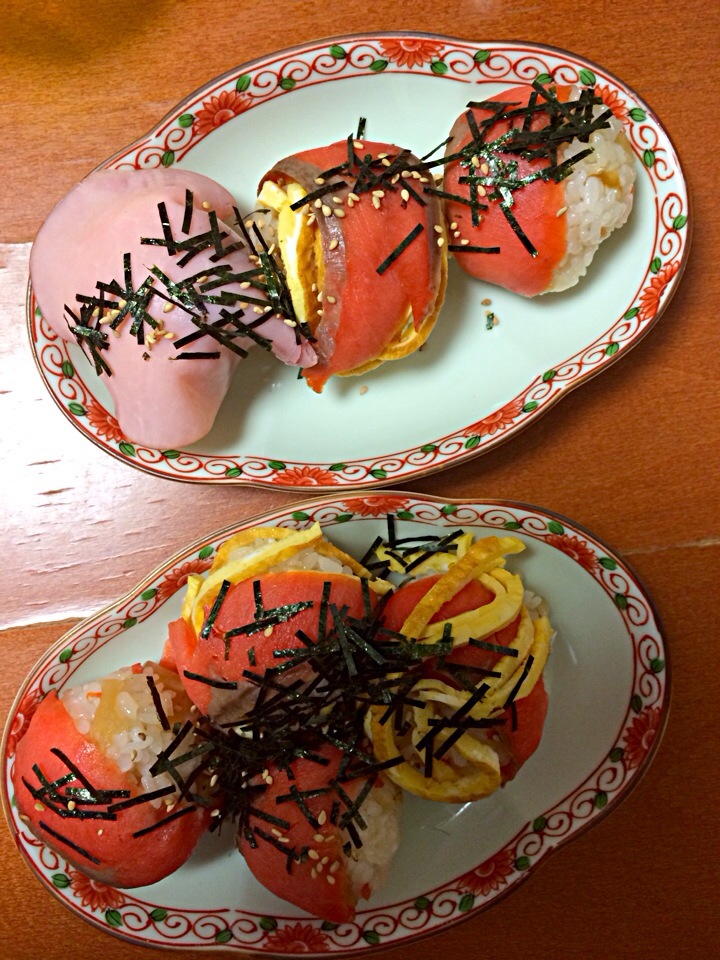ひな祭りの手毬寿司作りました。