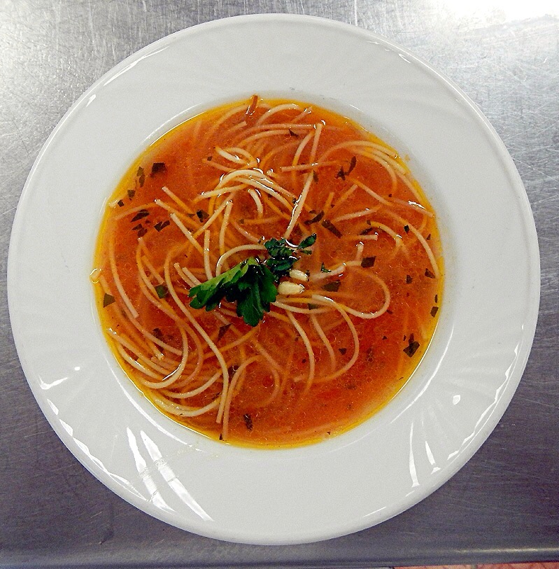 Noodles in Tomato broth/Woo J. Park | SnapDish[スナップディッシュ] (ID:CKKzua)