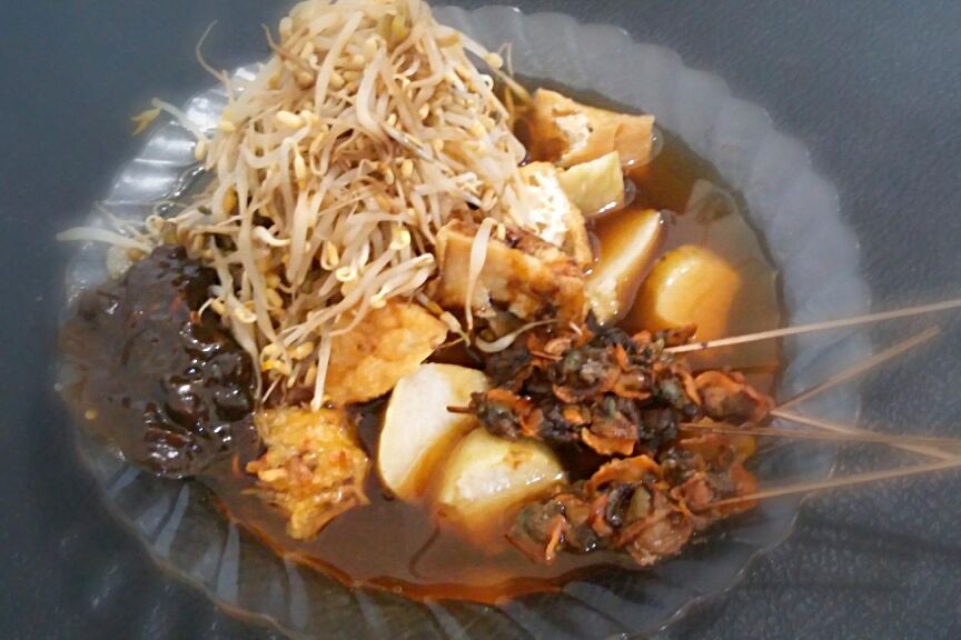 Lontong Balap From Surabaya/Asti 🌸🌸 | SnapDish[スナップディッシュ] (ID:0eTXTa)