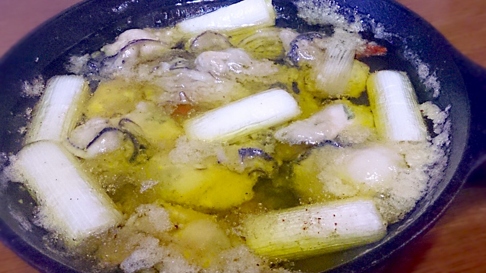アヒージョ 牡蠣 牡蠣とベーコンのアヒージョ 作り方・レシピ
