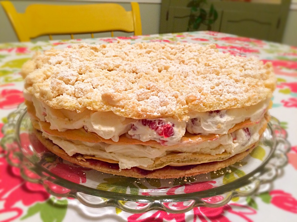 Flocken Torte mit Mascarpone und Himbeer/Nana | SnapDish[スナップディッシュ] (ID ...