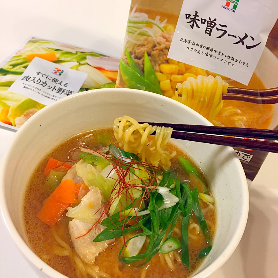 もりみさんお勧めセブンの冷凍味噌ラーメン 冷凍肉野菜 ヨッチャン Snapdish スナップディッシュ Id Cgqkja