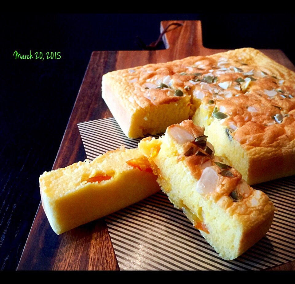 パルメザンチーズとオレンジのケーキ‥ワンボウルで楽チン♬です(o^^o)💕