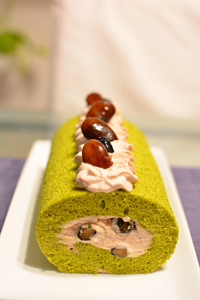 Green Tea Roll Cake filled Nama Cream & Azuki ! I baked for my Son's Birthday today 🎂🎉✨😉#rollcake
