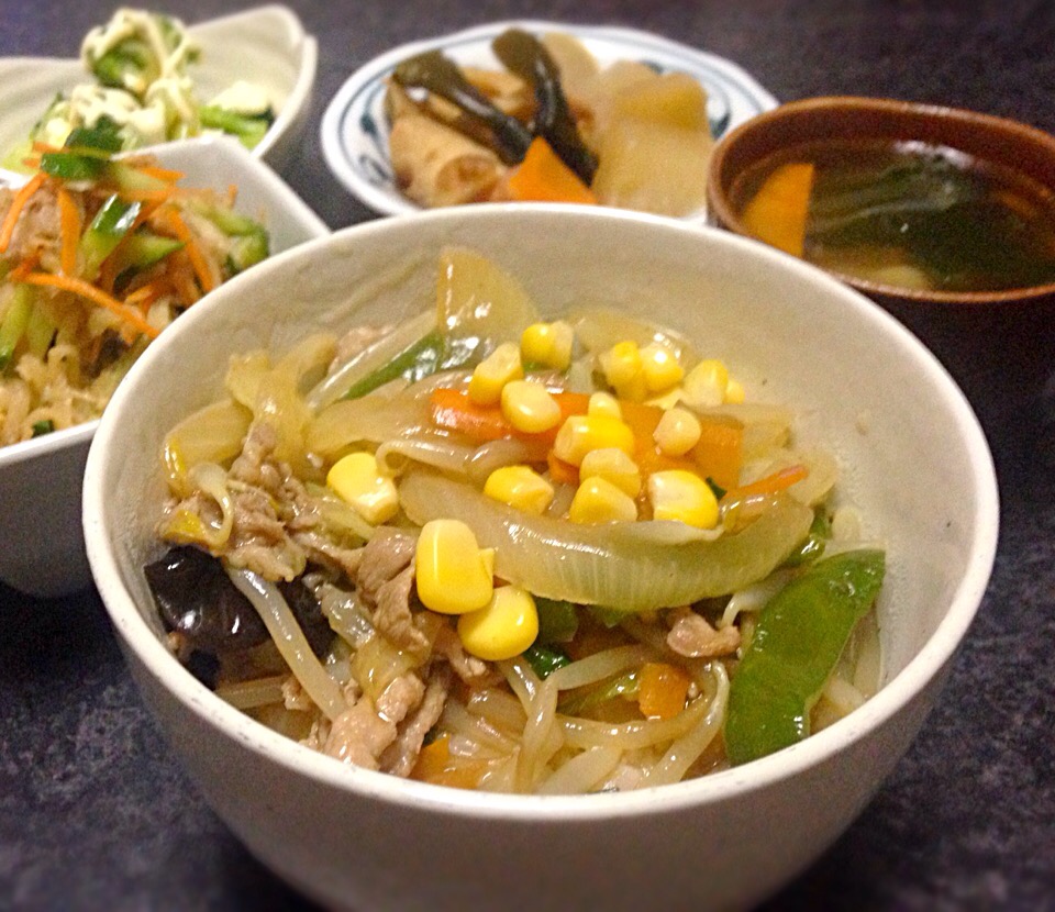 晩ごはん中華丼 野菜スープ 切り干し大根とツナのサラダ ブロッコリーマヨラー油 ちくわと大根の煮物 ぽんた Snapdish スナップディッシュ Id Rt8tua