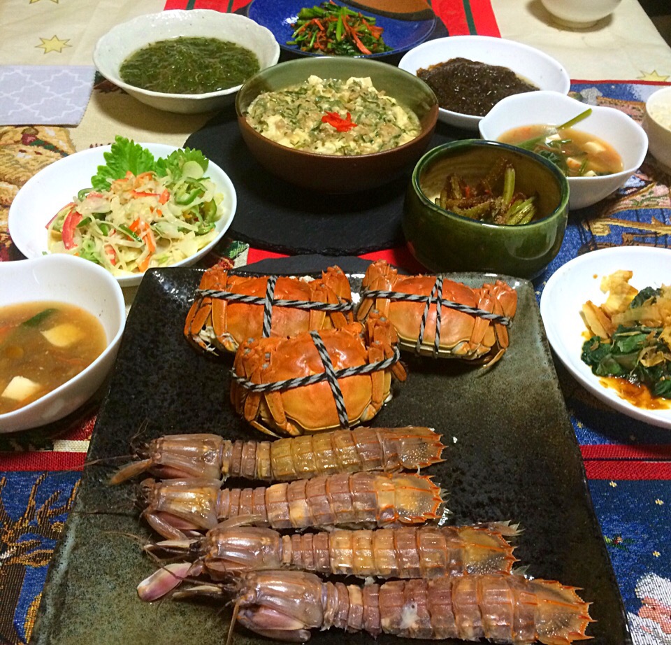 いない間に即席麺を食べた形跡が上海蟹とシャコの塩茹では私と娘のお楽しみ 佐野未起 Snapdish スナップディッシュ Id F5kuva