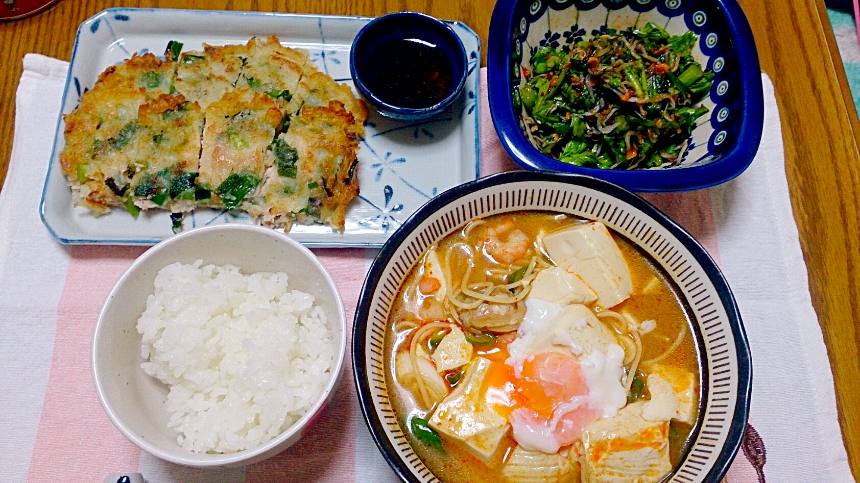 夜ご飯韓国料理風 スンドゥブチゲとチヂミo Kazuu Snapdish スナップディッシュ Id Mjfjla