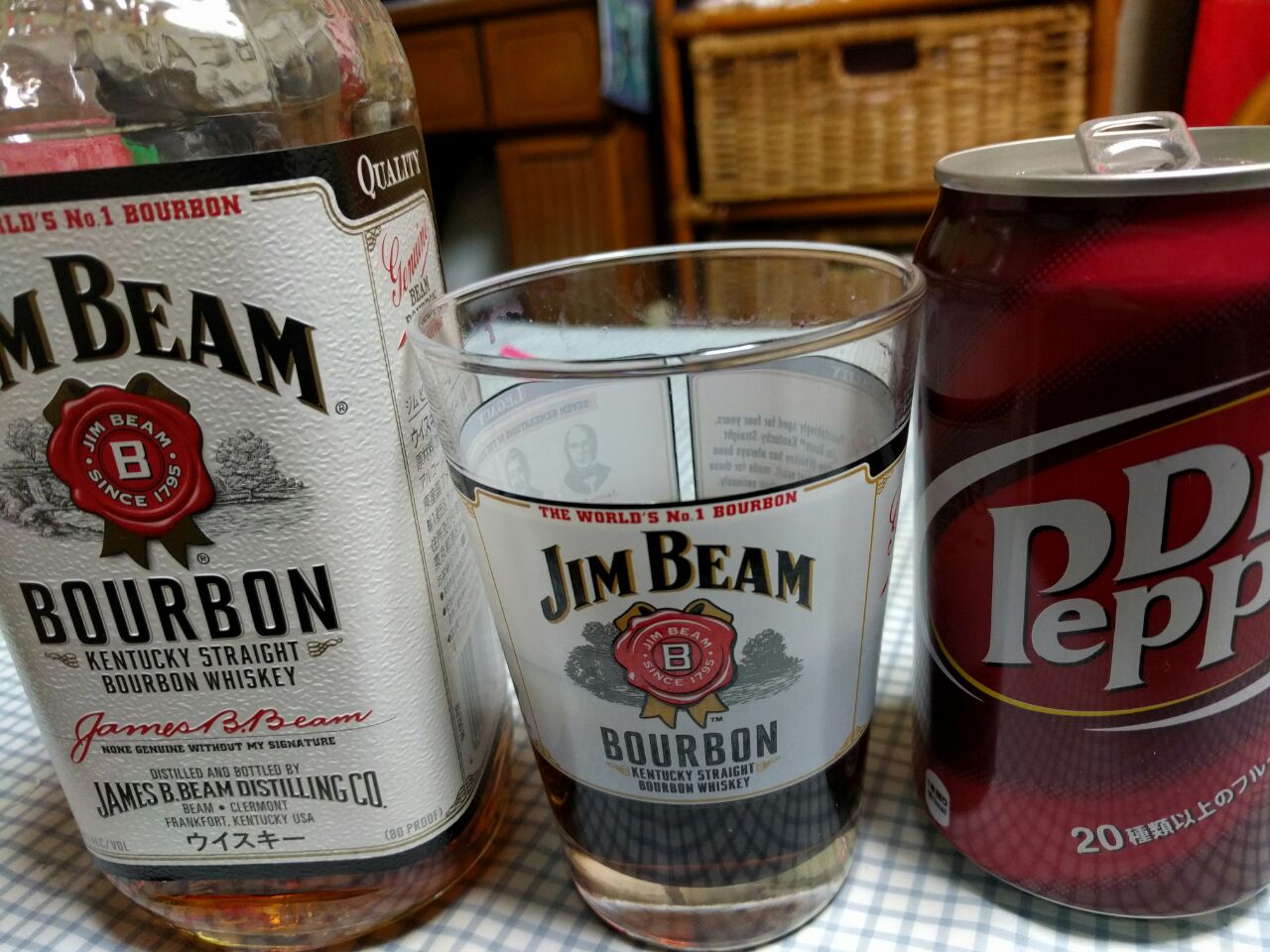 ドクターペッパー ジンビームで 割ってみた意外といけるジムビームドクターペッパーバーボンウィスキー洋酒 Sakuma Snapdish スナップディッシュ Id 4hvcha