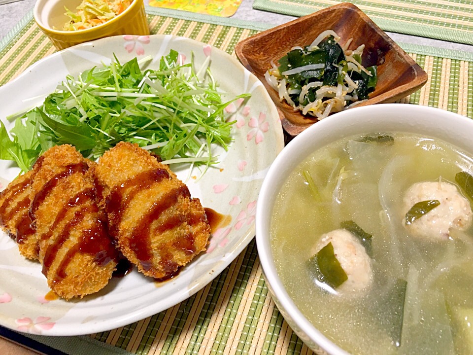 夜ご飯 里芋のコロッケ 肉団子と野菜のスープ コールスロー もやしとわかめのナムル Miyu Snapdish スナップディッシュ Id Wdidwa