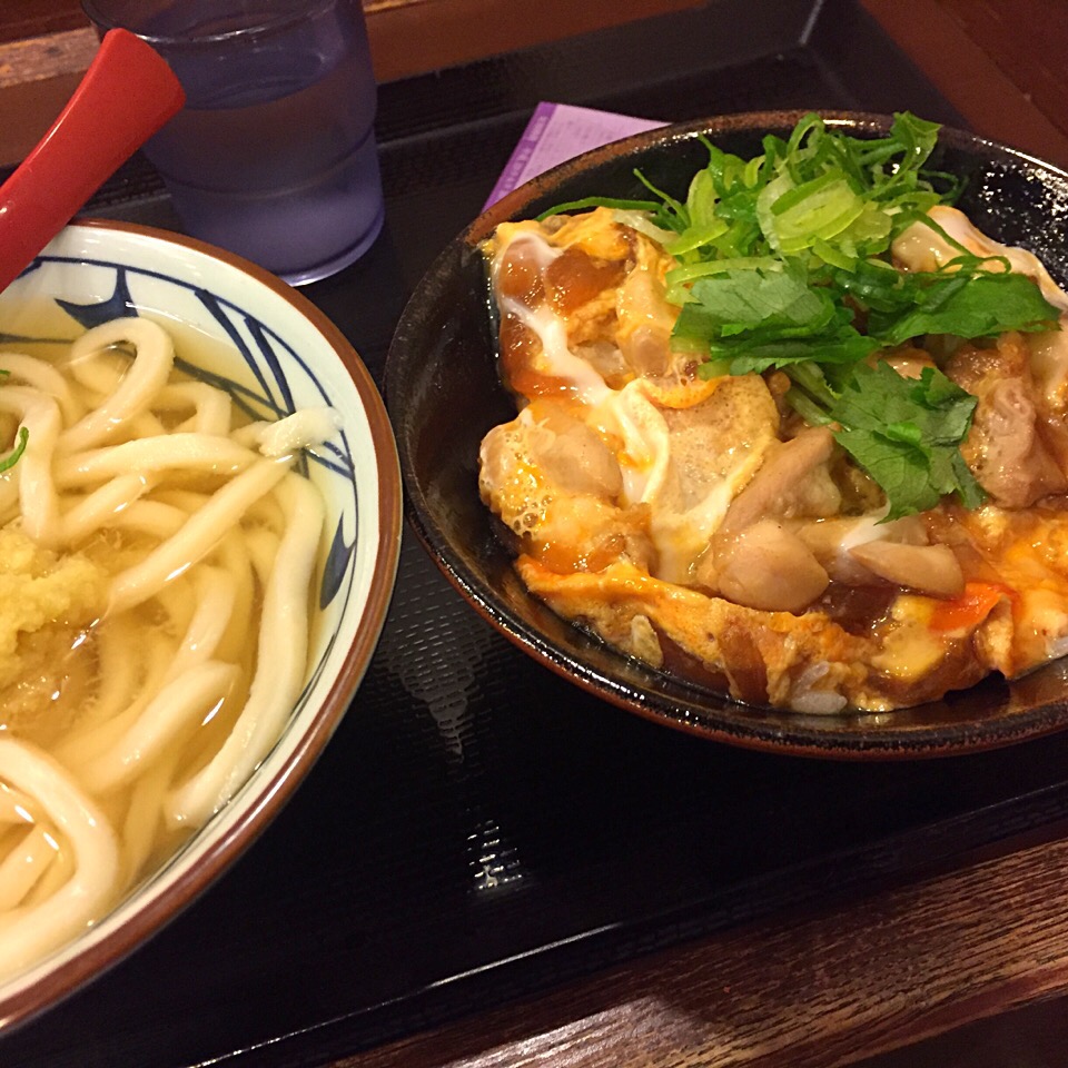 丸亀製麺の親子丼定食/純 | SnapDish[スナップディッシュ] (ID:0O5HKa)