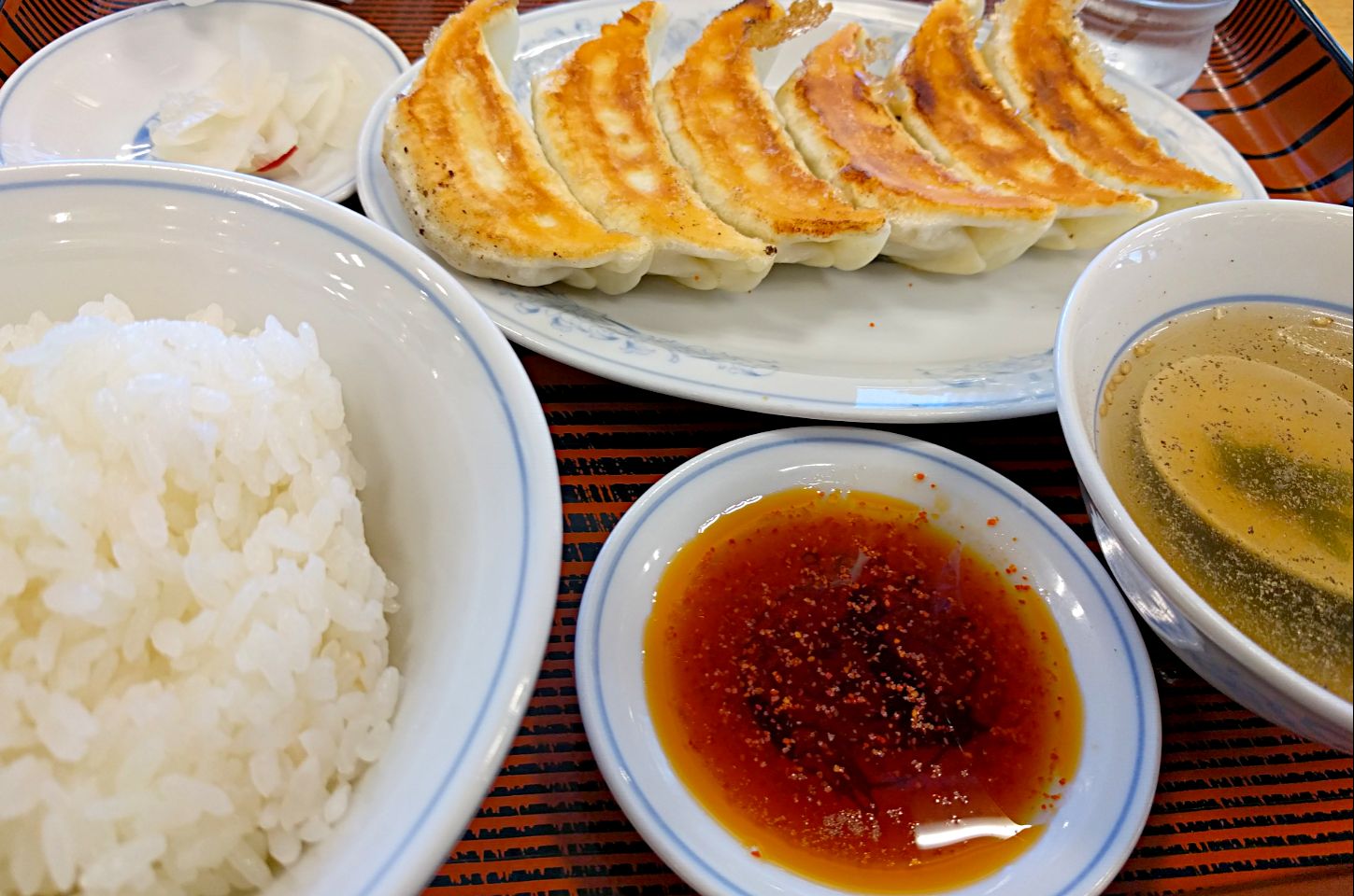 餃子ライス スープ お新香付きぎょうざの満州 ぎょうざの満州餃子定食 Sakuma Snapdish スナップディッシュ Id Eb9a