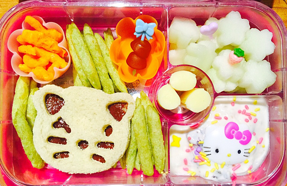 Hello Kitty Inspired Bento Lunch
