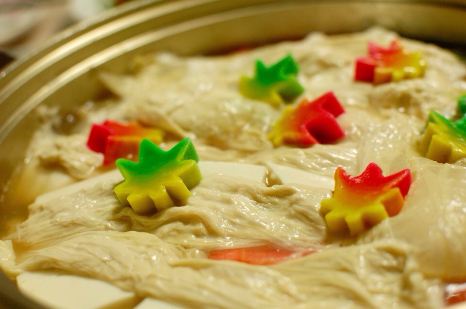 汲み上げ湯葉と紅葉生麩の鍋 Yasuo Watanabe Snapdish スナップディッシュ Id Yrsy8a