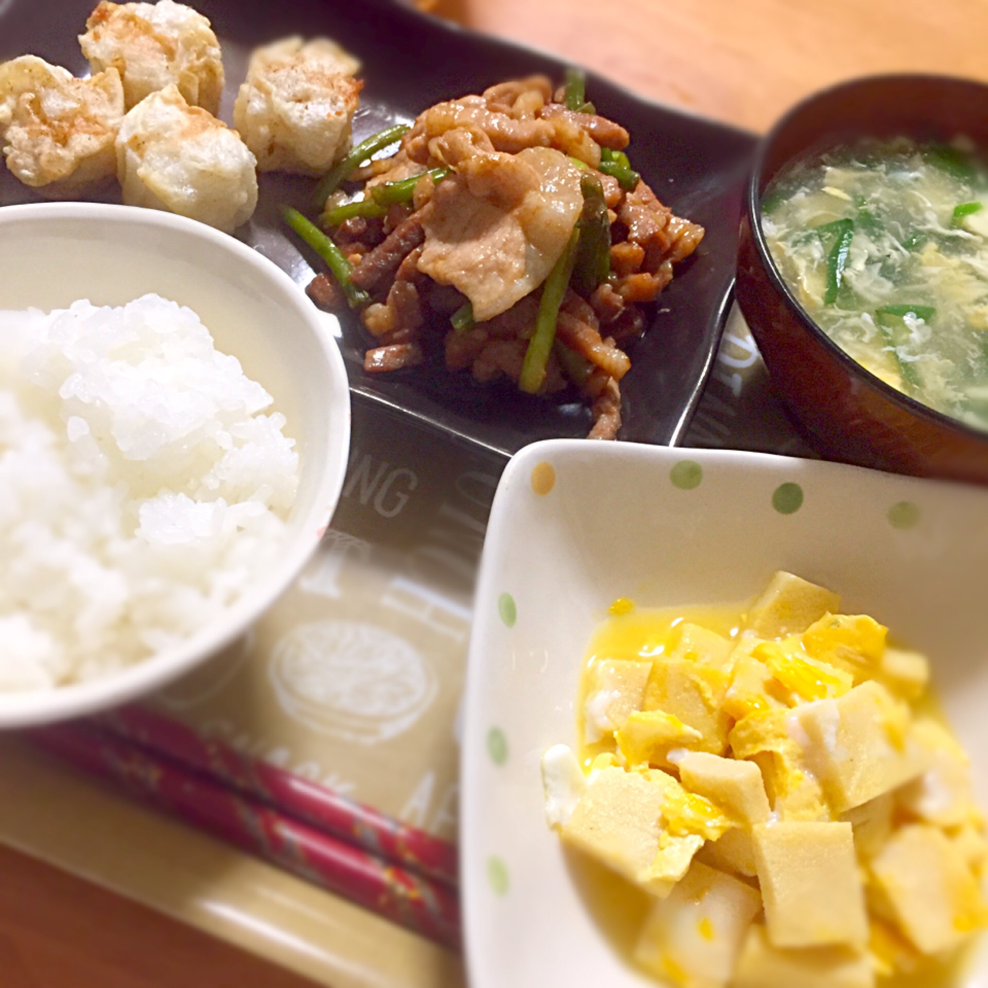 ✱焼肉
✱揚げ焼売
✱高野豆腐の卵とじ
✱ニラ玉スープ