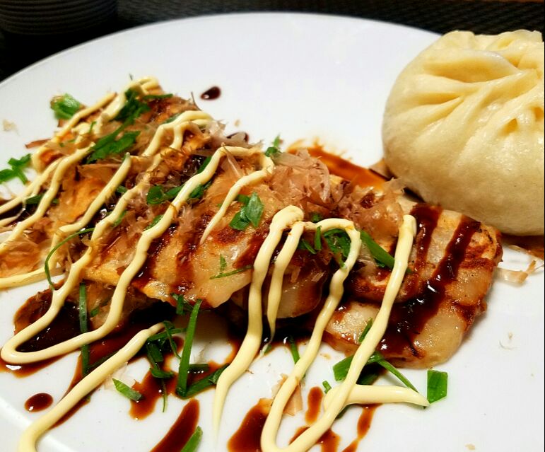 大阪お土産満喫すっかりお気に入りになってしまったイカ焼き 豚まん 直樹 Snapdish スナップディッシュ Id Hzlyya