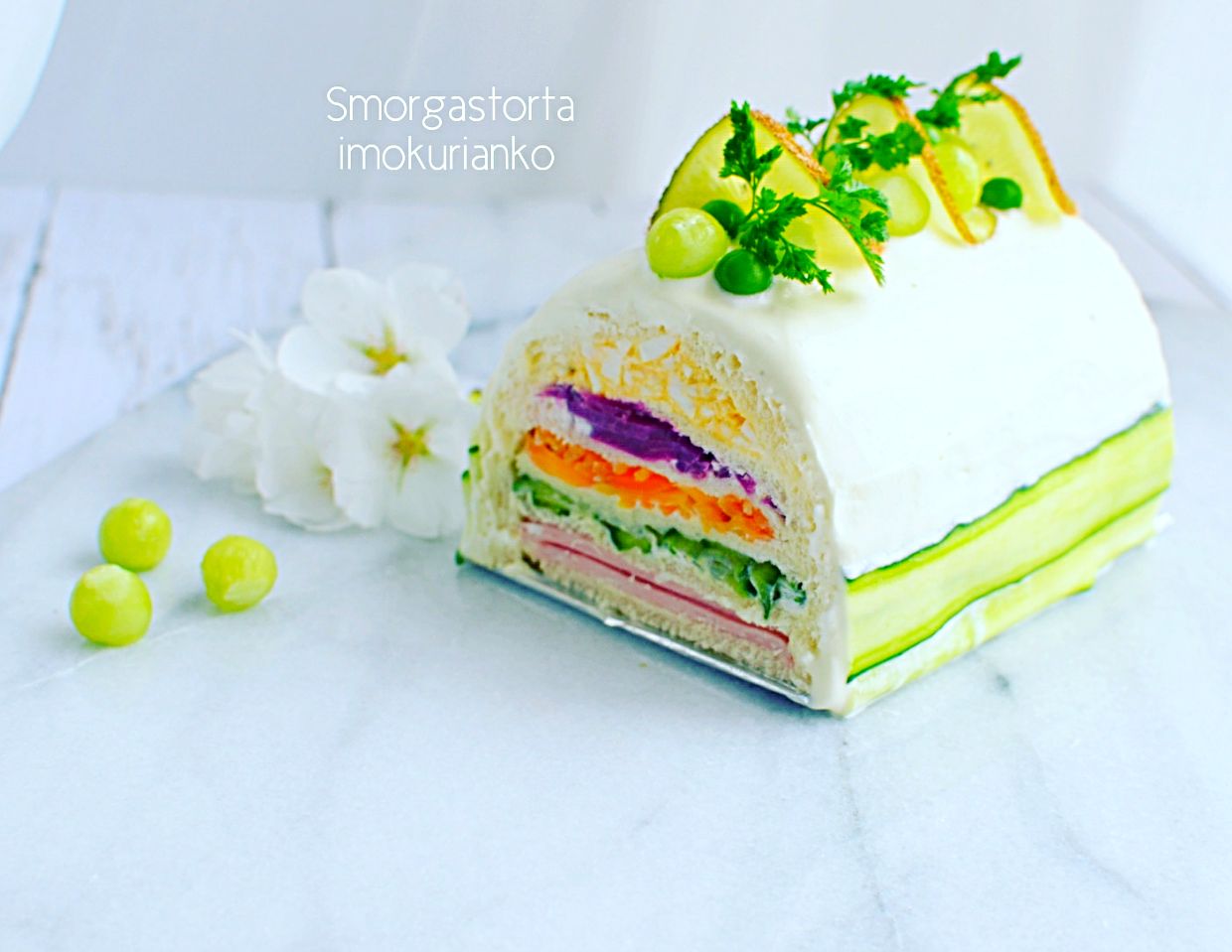 スウェーデンのサンドイッチスモーガストルタをアレンジケーキ仕立てのサンドイッチ Imokurianko Snapdish スナップディッシュ Id I1ctha