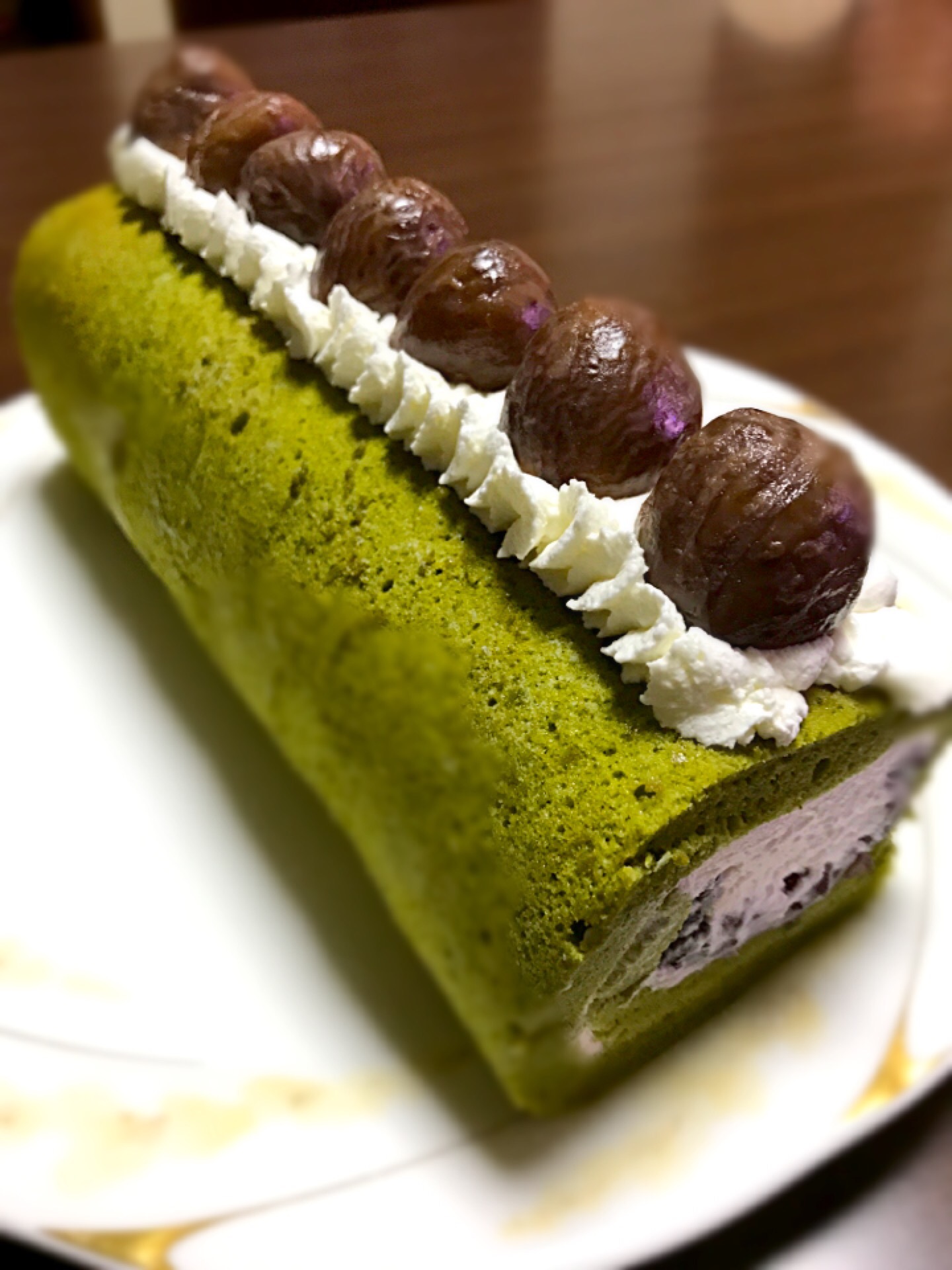 今日は母の誕生日 抹茶ロールケーキ リズムさんのロールケーキで作らせてもらいましたちょっと色が悪いけど Saki Snapdish スナップディッシュ Id Yi01aa