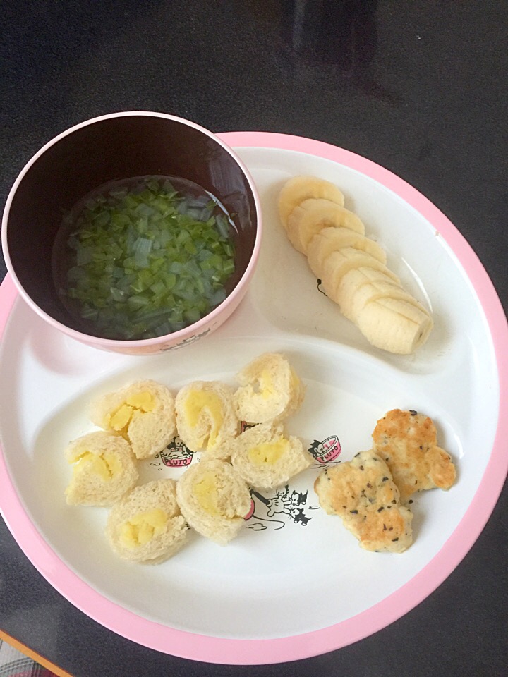 離乳食 昼さつまいもロールサンドイッチお豆腐ハンバーグ野菜スープバナナ ぺろたん Snapdish スナップディッシュ Id Boksda 離乳食 昼さつまいもロールサンドイッチお豆腐ハンバーグ野菜スープバナナ ぺろたん Snapdish スナップディッシュ Id Boksda