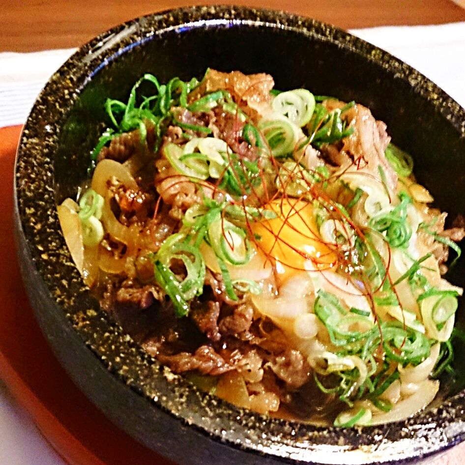 夏に負けない 石焼きカラメル牛すき焼きうどん Mi Neneco Snapdish スナップディッシュ Id 5o0ewa