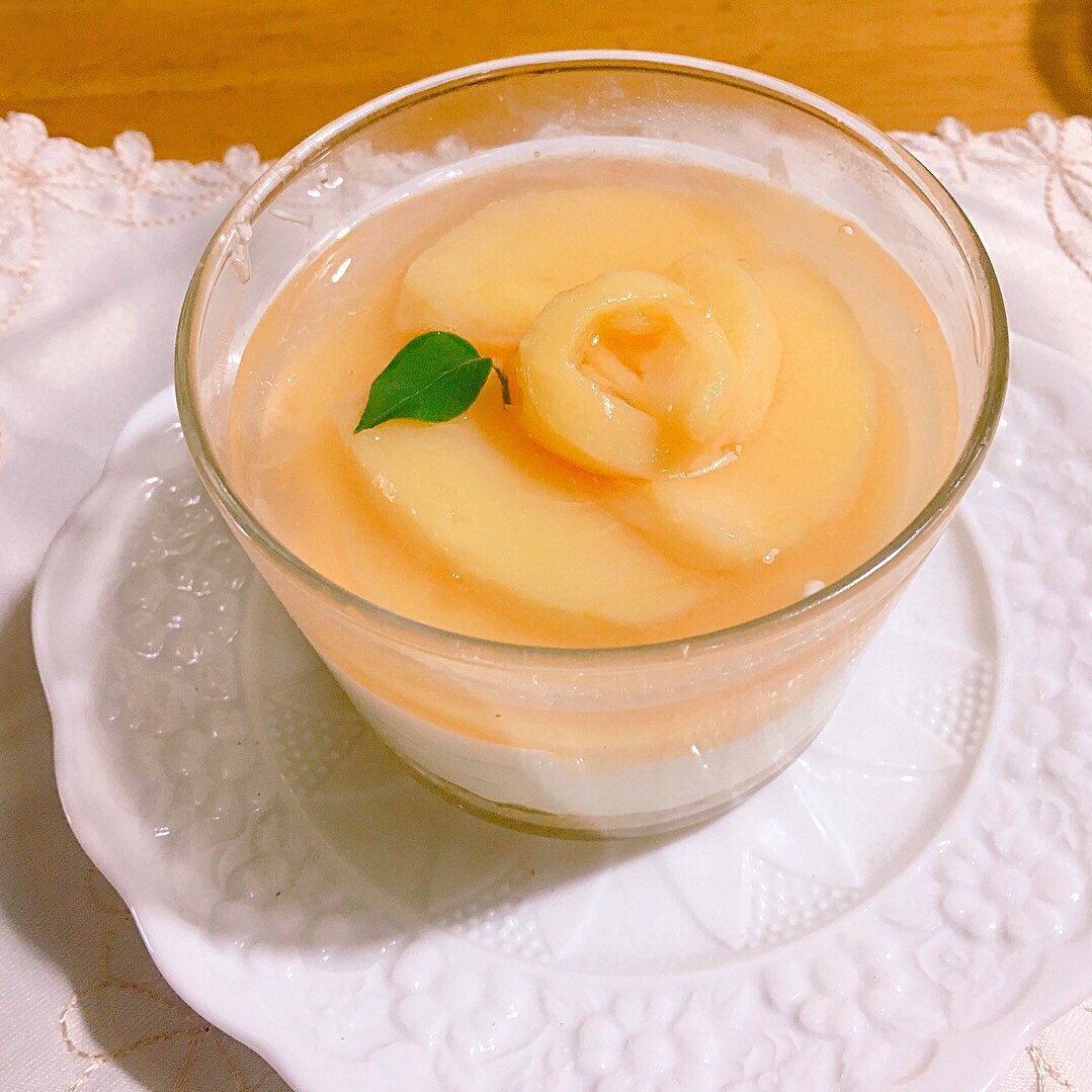 桃のコンポートゼリーとレアチーズ カップ編 Sumiko Snapdish スナップディッシュ Id Iu8kba