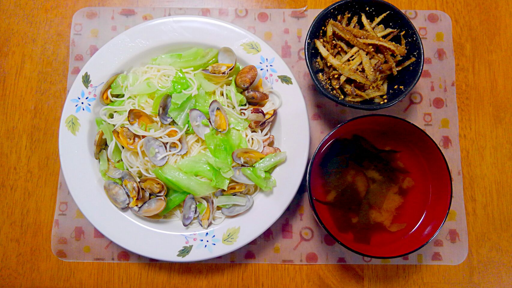 月12日 あさりとキャベツの汁そうめん さっぱりごぼう 梅とわかめのお吸い物 いもこ Snapdish スナップディッシュ Id 50xxja