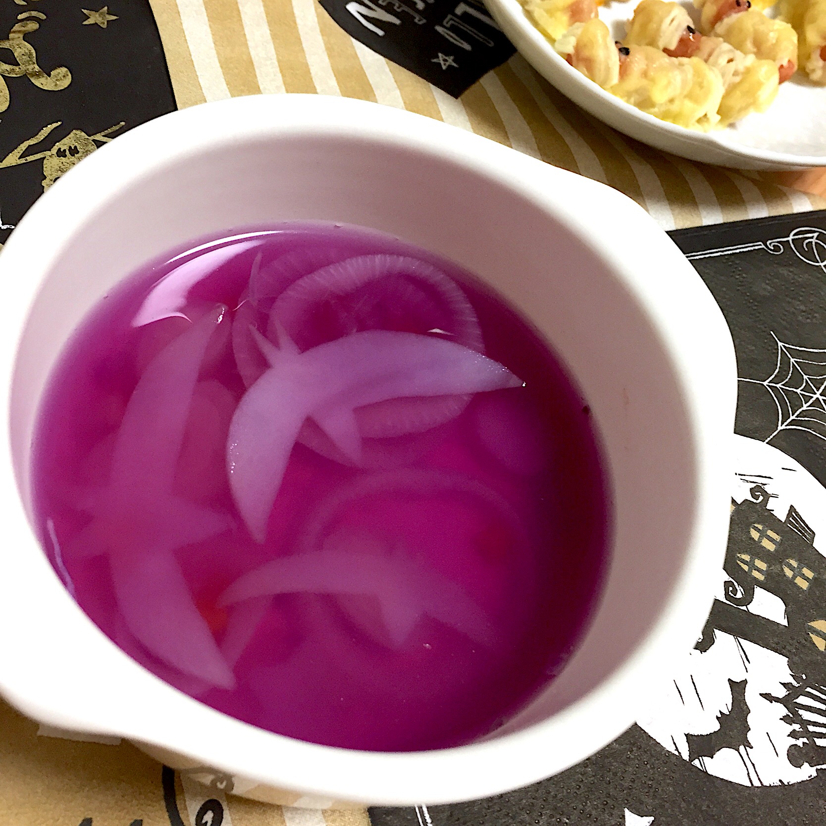 魔法のハロウィンスープ 色が変わる 紫キャベツ コウモリのつもり Yoshioka Koharu Snapdish スナップディッシュ Id Kfy1oa