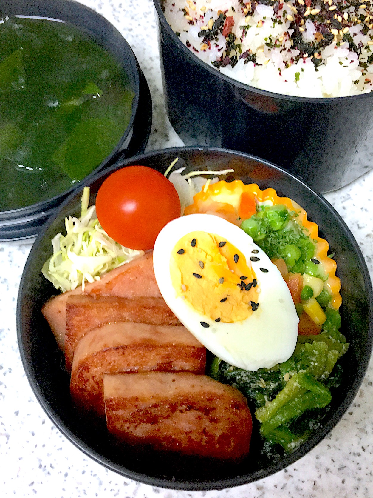 夫お弁当スパム ポーク ミックスベジタブルチーズ ほうれん草の胡麻和え かねしろ食堂 Snapdish スナップディッシュ Id Bd8nca