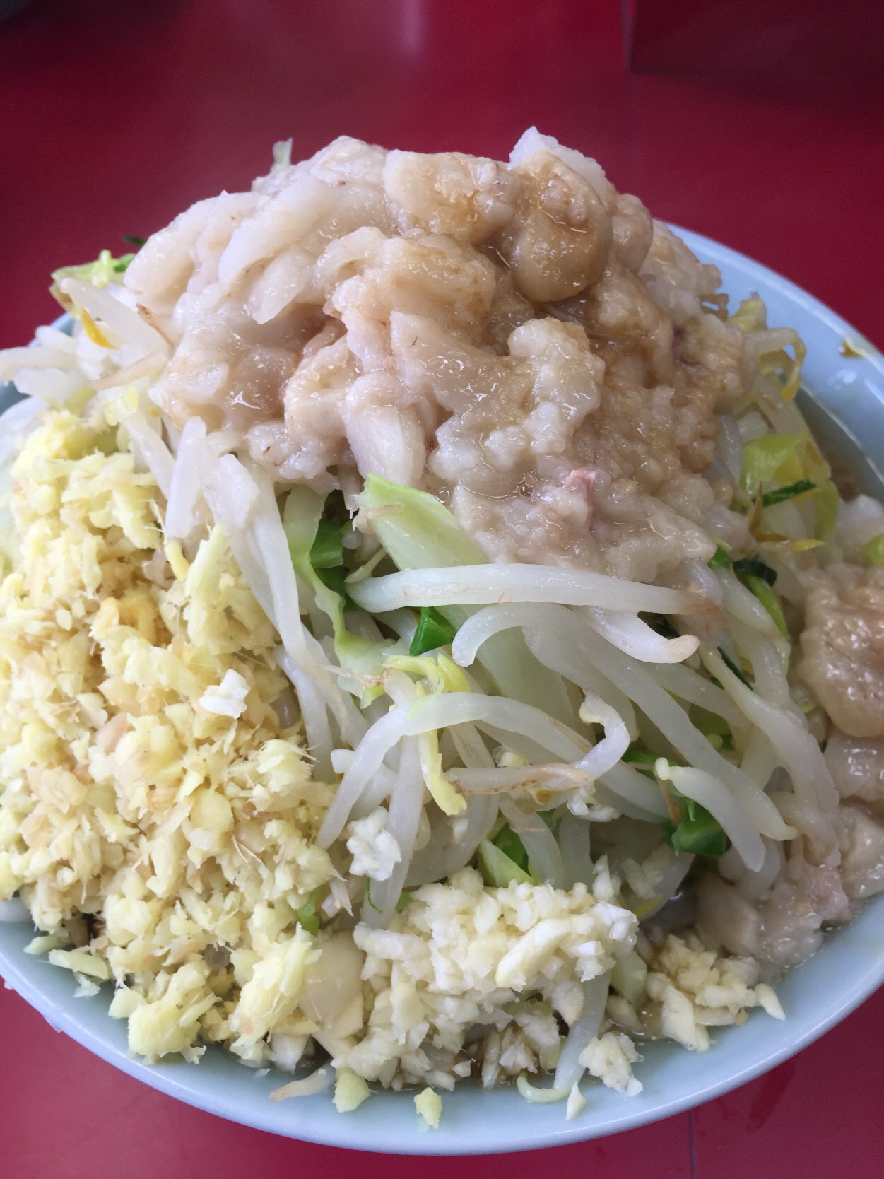 ラーメン二郎中山駅前店で小ラーメン頂きました コールは 麺少なめ ニンニク少なめ ヤサイ アブラマシマシ ショウガ ラーメンラーメン二郎 Nomu S キッチン Snapdish スナップディッシュ Id Ibe1ta