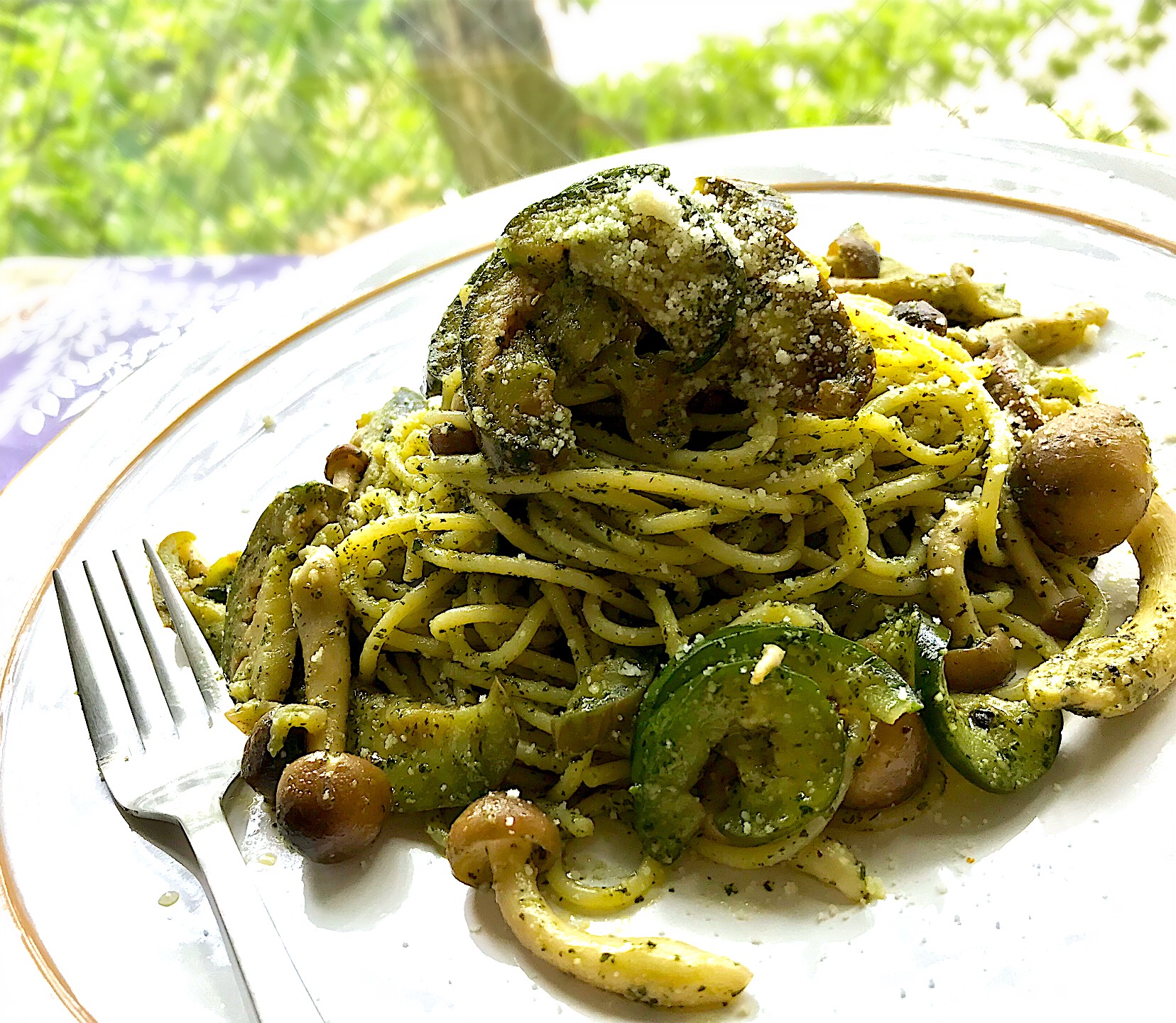 昼ごはん大葉のジェノベーゼで青茄子としめじのパスタ 砂雪 Snapdish スナップディッシュ Id Ue8ova