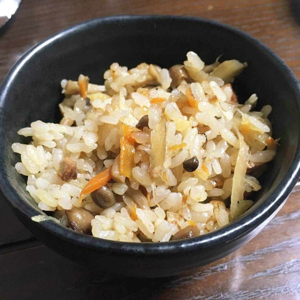 からビーさんのサバ味噌煮缶使いの中華風炊き込みご飯 Tomo Snapdish スナップディッシュ Id Pbsofa