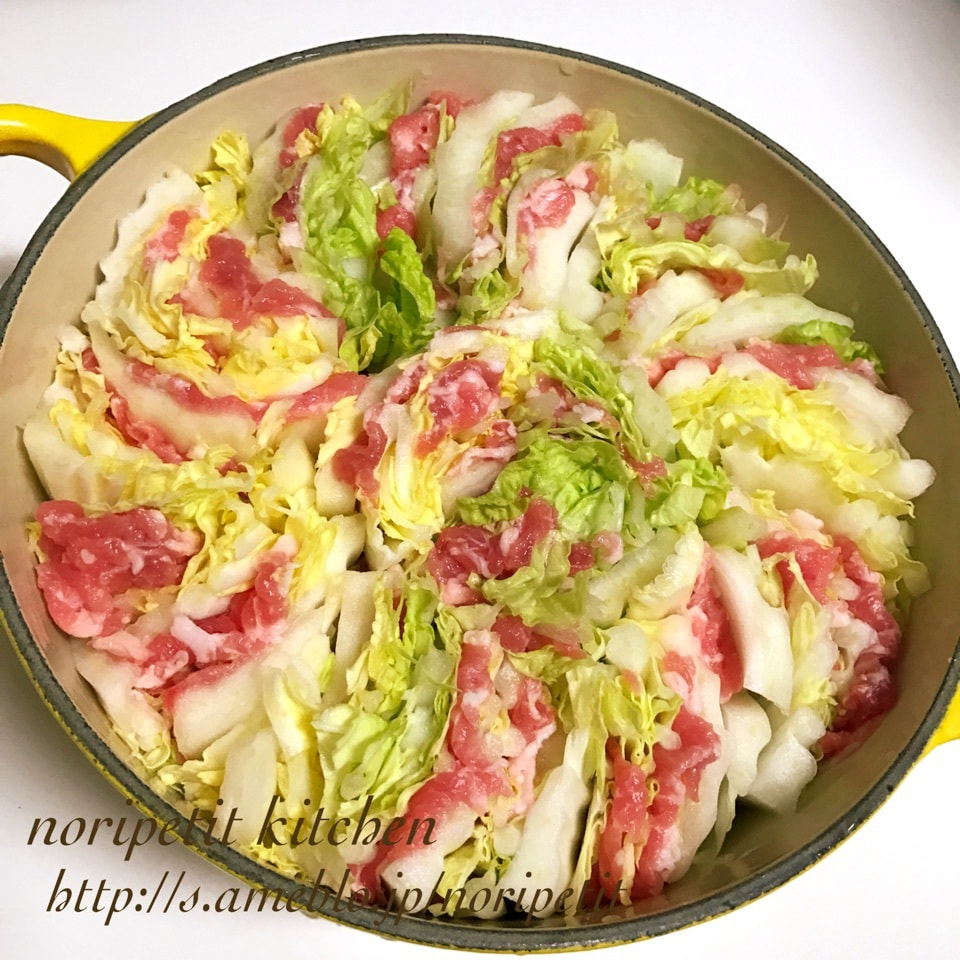 豚バラ&白菜de基本のミルフィーユ鍋♡