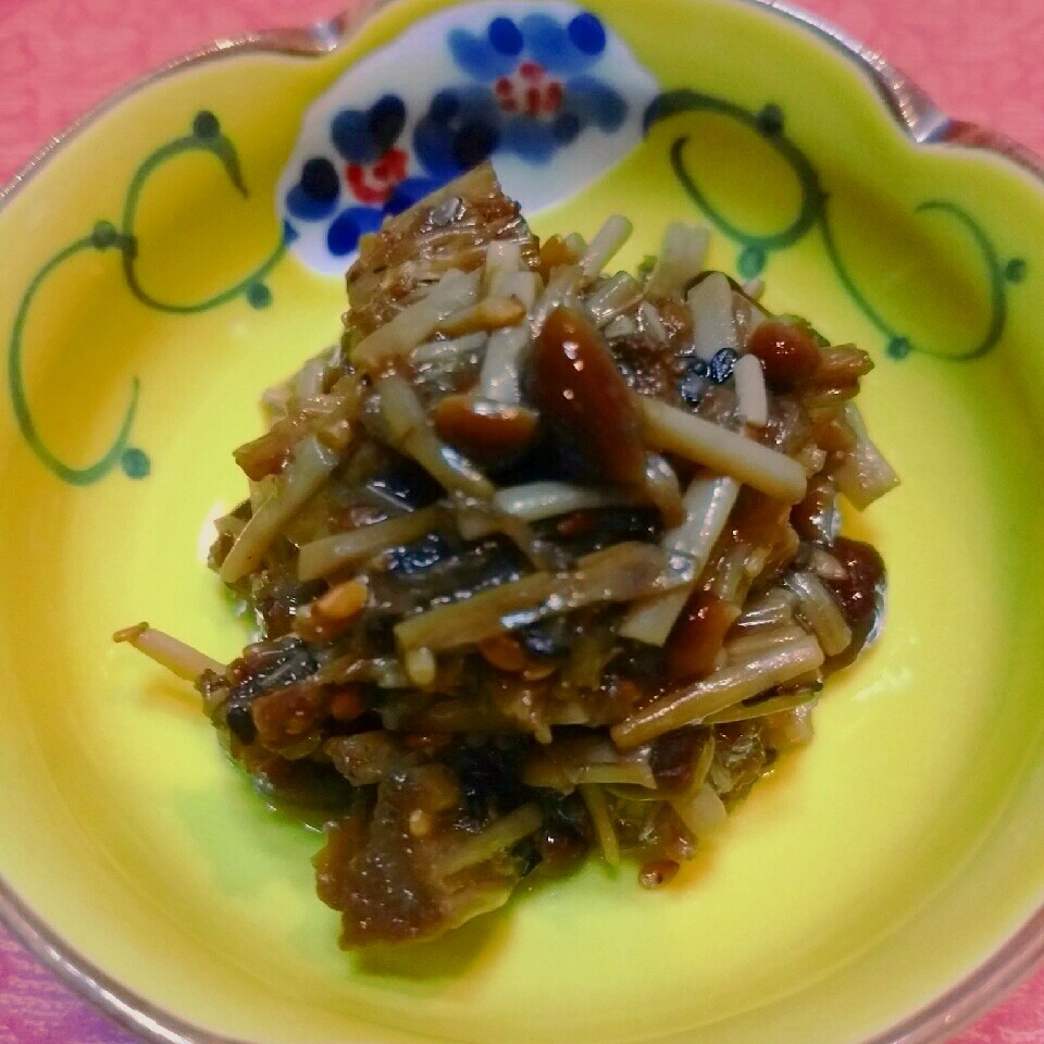 レンチン90秒 ゴマたっぷり山茶茸のなめ茸/@きなこ | SnapDish[スナップディッシュ] (ID:Laqybaa)