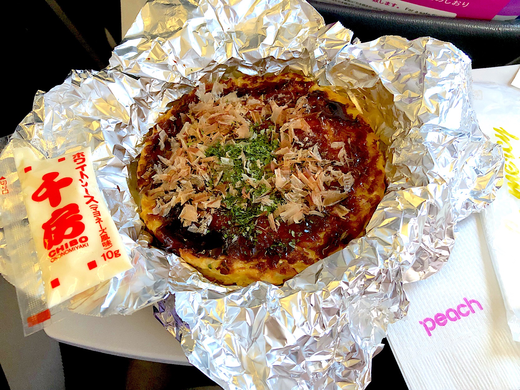 千房大阪燒 
機上餐
不過還是現做的比較好吃