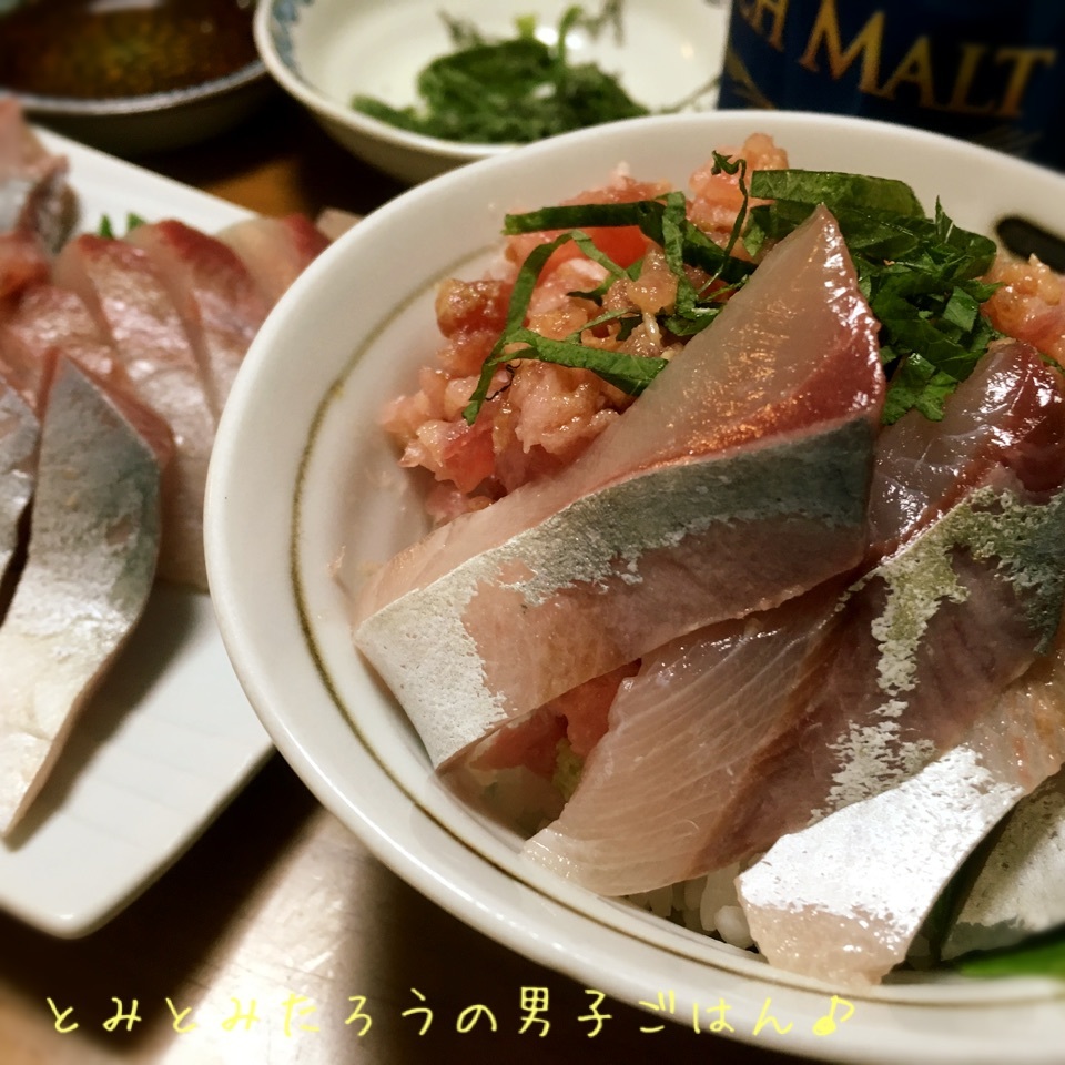 ツバス刺身とマグロツバス青じそ丼 とみとみたろうの男子ごはん Snapdish スナップディッシュ Id Md4qua