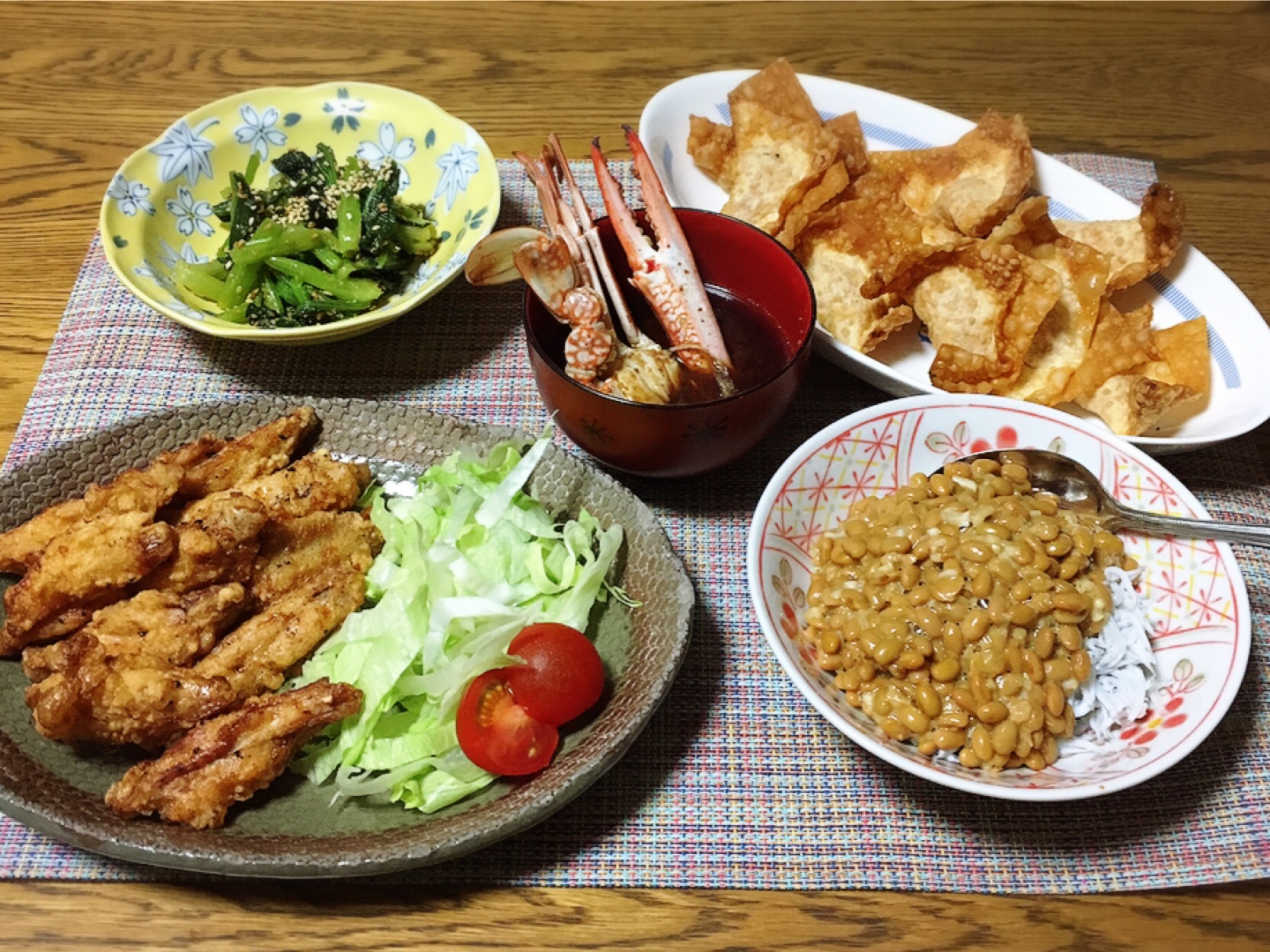 小松菜胡麻和え ワタリガニのお味噌汁 明太れんこんの包み揚げ イカしらす納豆 手羽中唐揚げ 美也子 Snapdish スナップディッシュ Id Ul8sla