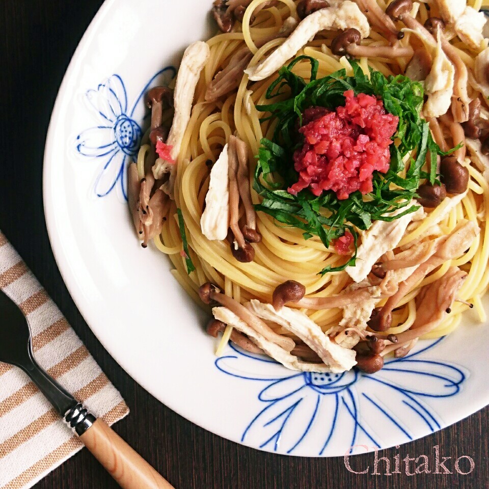 サラダチキンで超簡単 蒸し鶏としめじの梅パスタ ちたこ Snapdish スナップディッシュ Id 0xwdfa