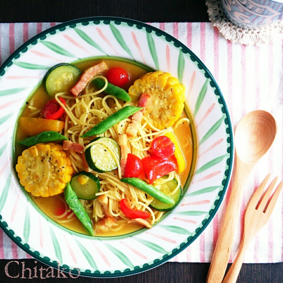 別茹で不要 夏野菜のカレースープパスタ 冷蔵庫のお掃除にも ちたこ Snapdish スナップディッシュ Id Iuuv0a