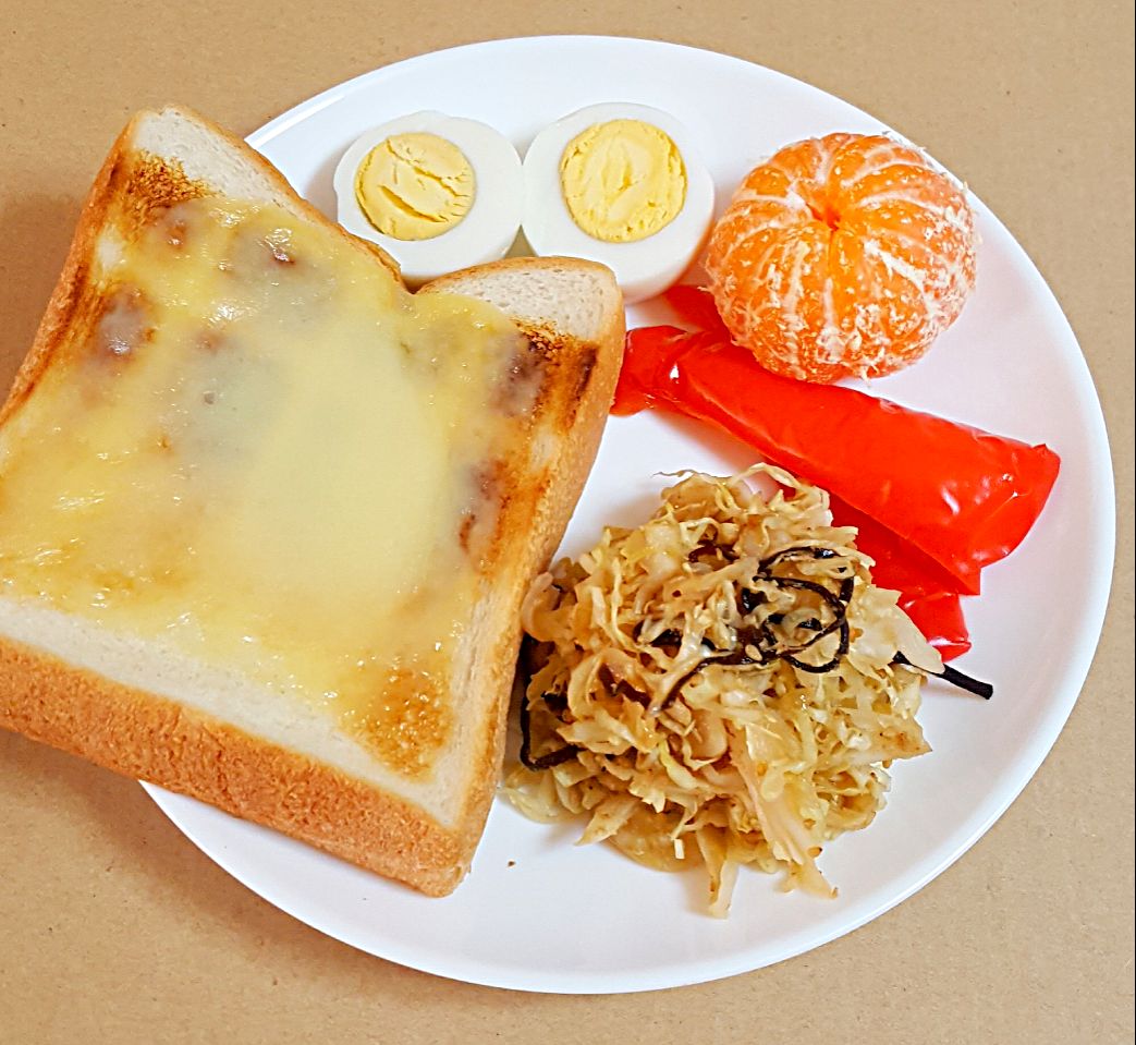 ワンプレートご飯しんなりキャベツと塩昆布のおひたし パプリカ 茹で卵 チーズトースト みかん ナナ Snapdish スナップディッシュ Id S5oyaaa