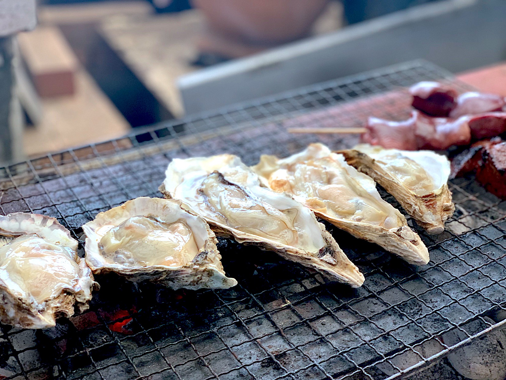 牡蠣の網焼き 牡蠣 焼き牡蠣 赤鬼のビル Snapdish スナップディッシュ Id Vxzdia