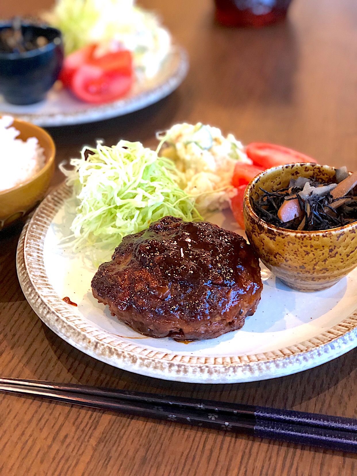 晩ご飯 ハンバーグ ポテトサラダひじきの煮物 Natsu727 Snapdish スナップディッシュ Id Jatova