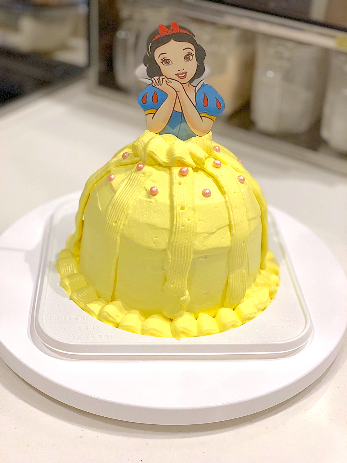 白雪姫ケーキドレスケーキチョコレートケーキ白雪姫 バースデーケーキ 誕生日ケーキ Yui Snapdish スナップディッシュ Id Kdluca