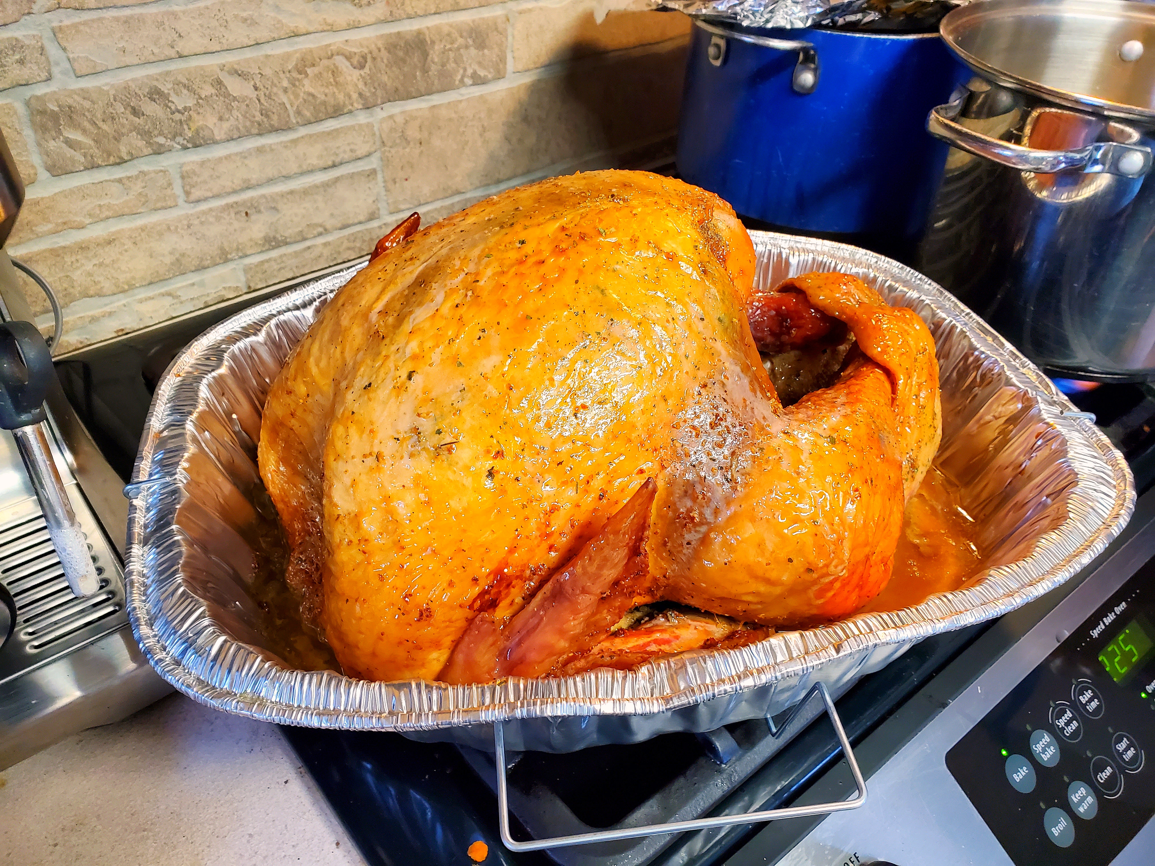 Roast Turkey .🦃🦃🦃🦃 Happy Thanksgiving