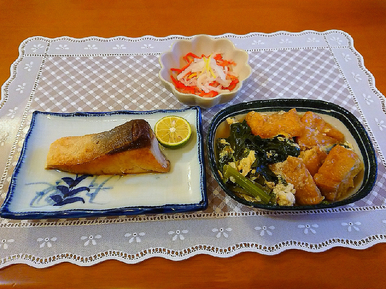 ブリ塩焼き大和揚げと小松菜の卵とじ三色なます Chikako Snapdish スナップディッシュ Id 0uo5ya